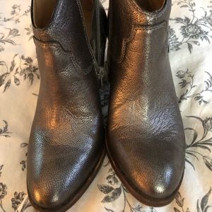 Barely used pewter leather ankle boots